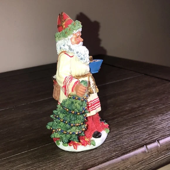 Bishop Nicholas of Myra 1999 Figurine, International Resources - Picture 4 of 7